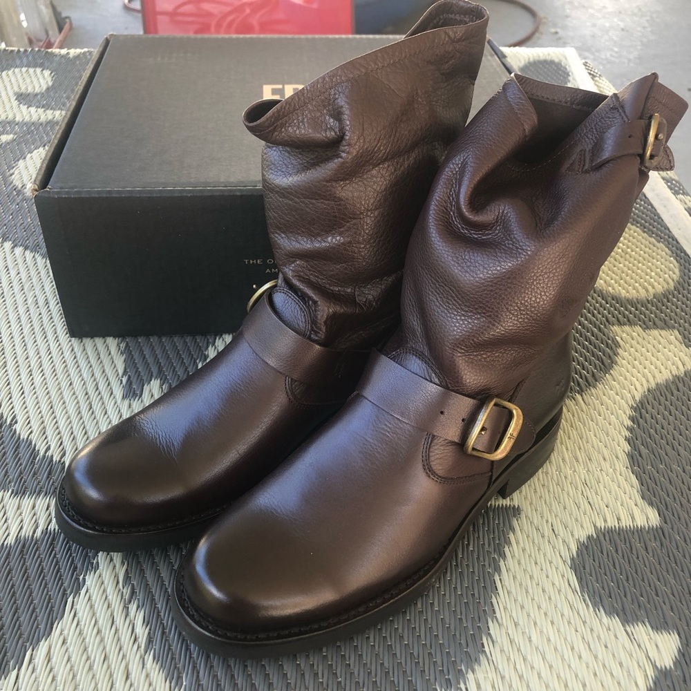 NWT Frye Veronica genuine leather short moto brown 8.5